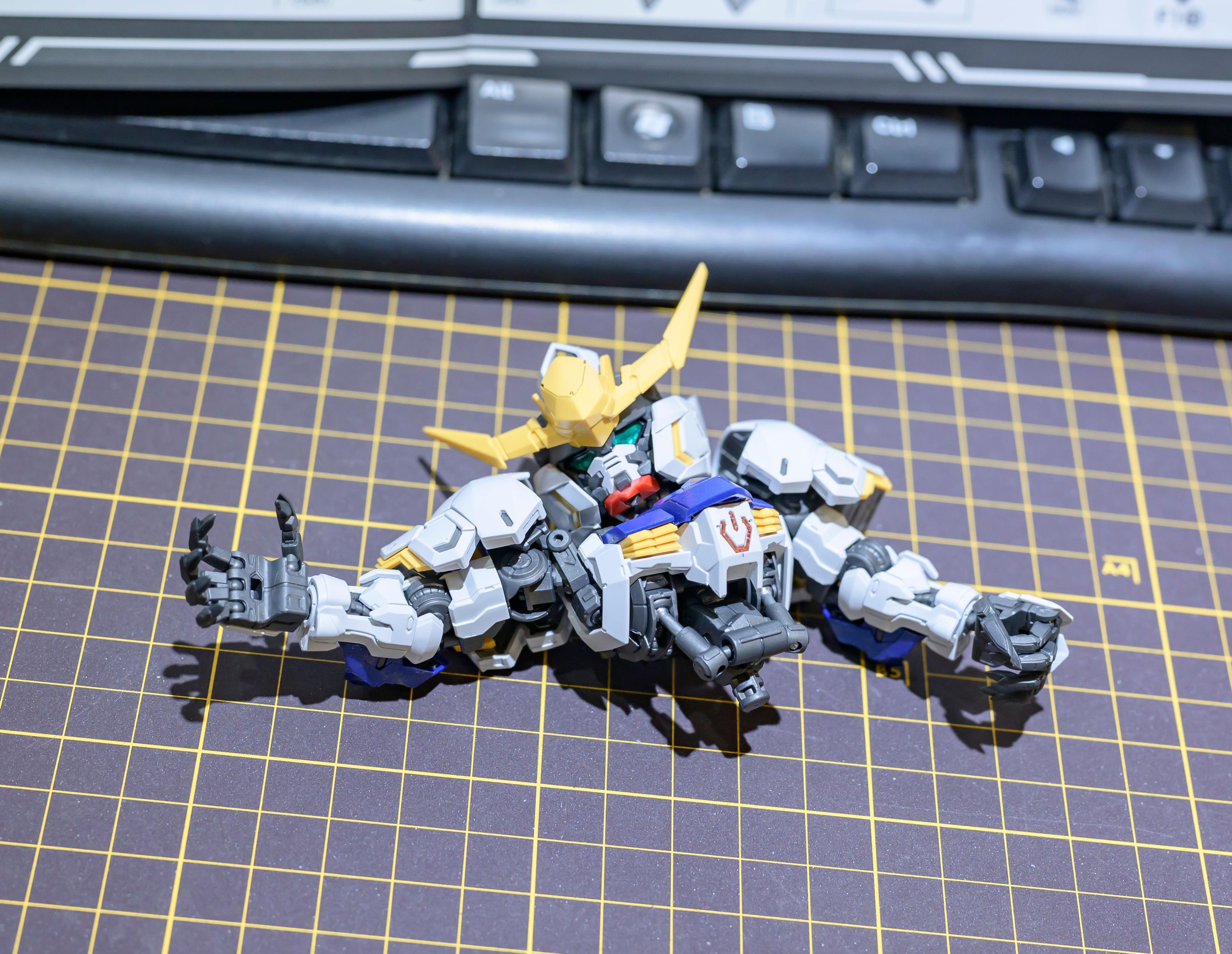 BANDAI MGSD GUNDAM BARBATOS 獵魔鋼彈模型